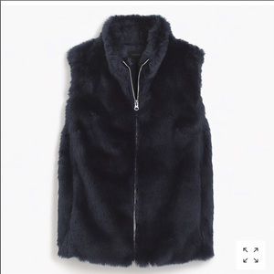 NWT J.crew Women’s navy faux fur vest, size small